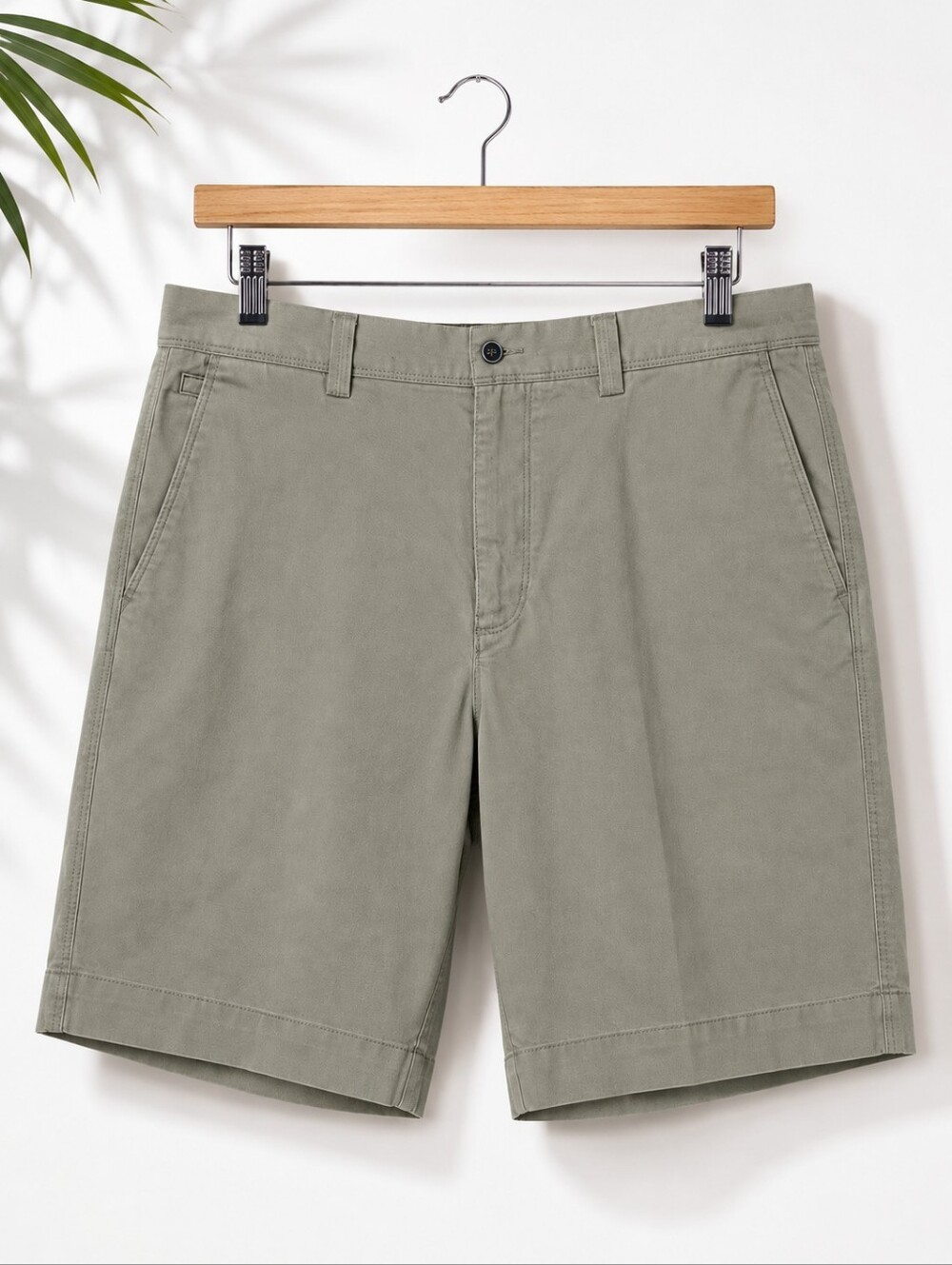 Tommy Bahama Shorts Mens 38 Green Sage Stretch Chino Casual Golf Flat Front